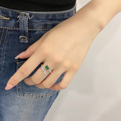 Korean-style Diamond Jewelry Ring Exquisite